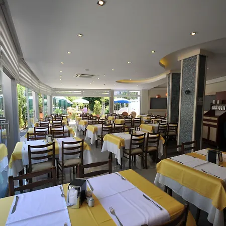 Kleopatra Micador 4*